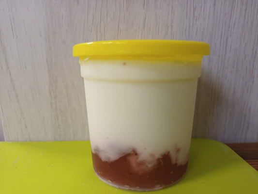 Yaourt au Lait de Chèvre à la Confiture de Fraise