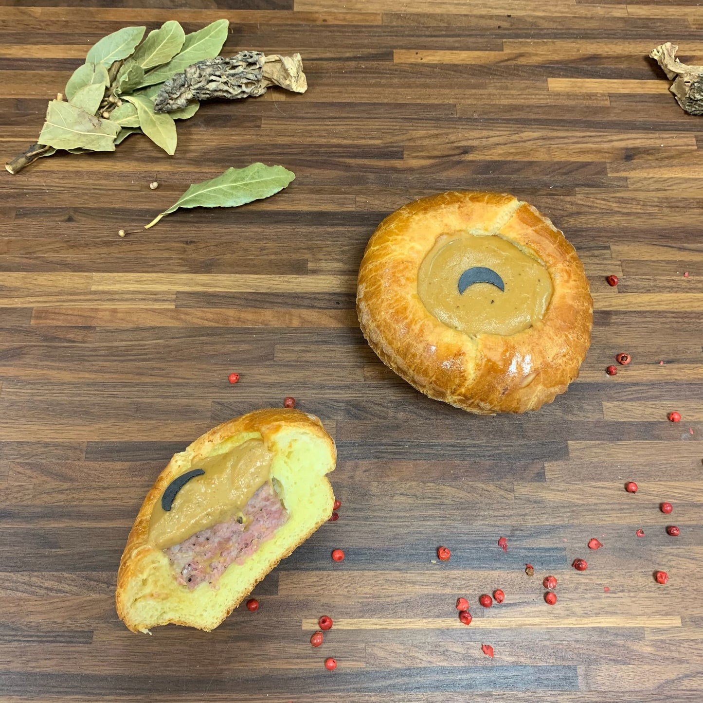 Bouchée de Cervelas Truffé 3% Sauce Champagne