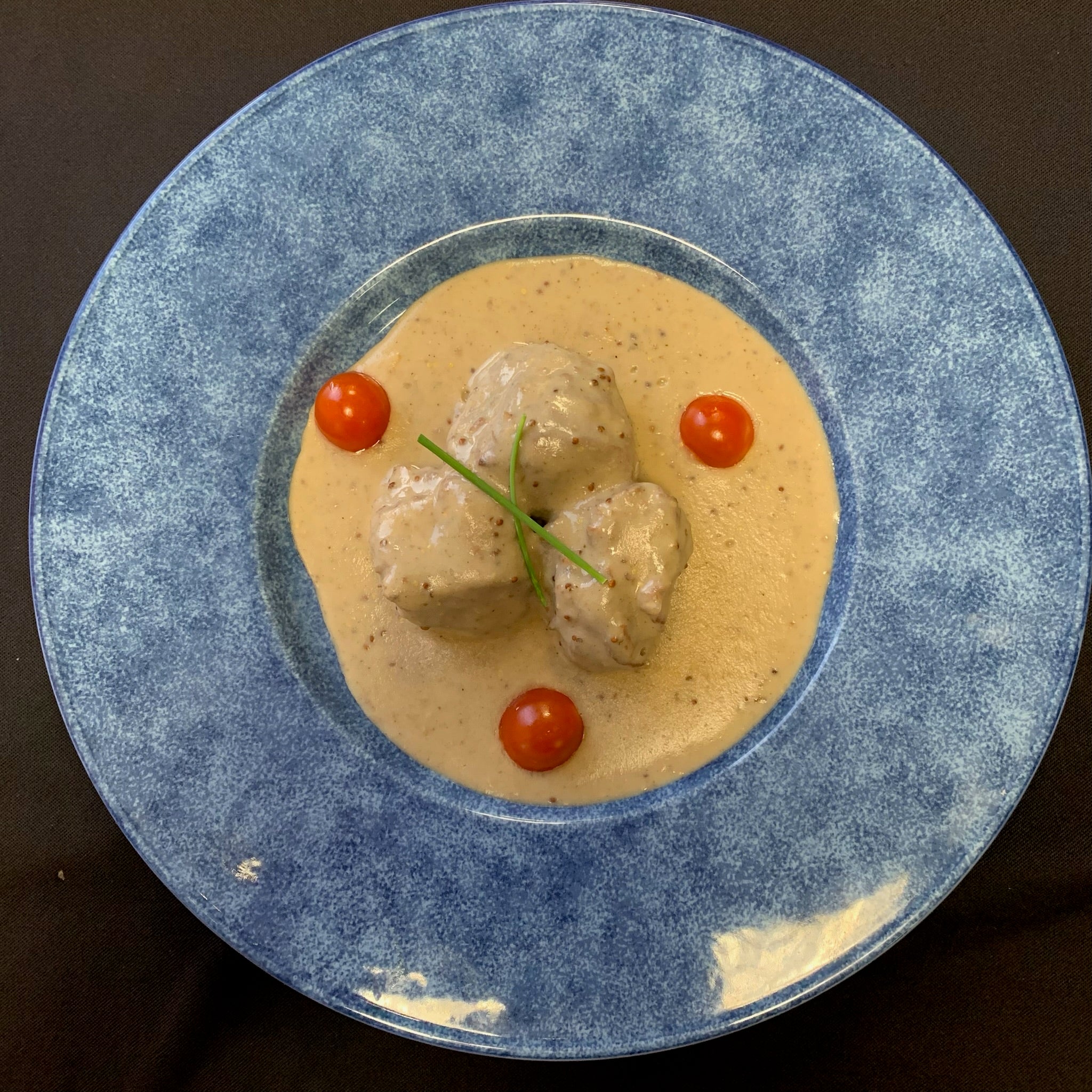 Joue de Porc Braisée à la Moutarde