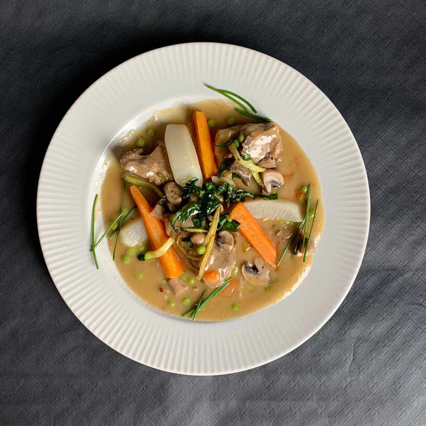 Sauté d'Agneau aux Fèves